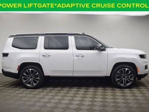 Used 2025 Jeep Grand Wagoneer Series III image 13