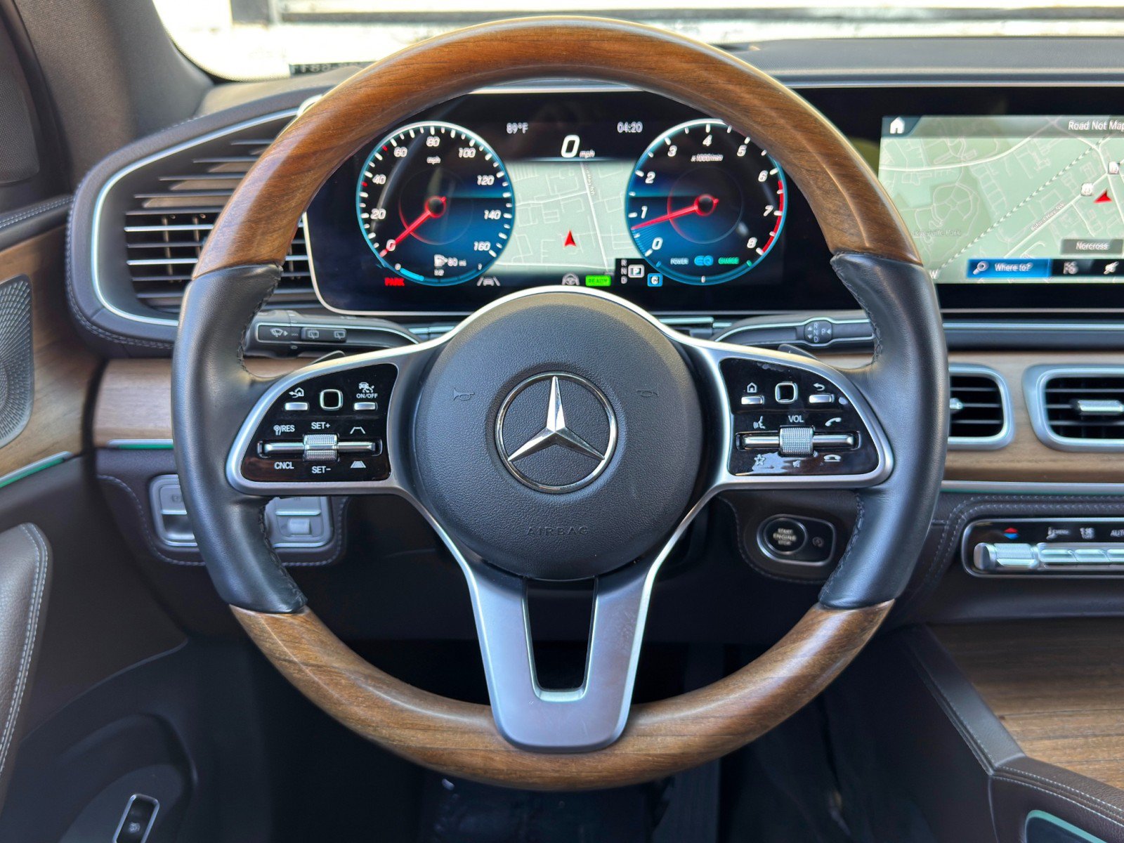 Used 2022 Mercedes-Benz GLE 450 4MATIC w/ AMG Line Exterior image 24
