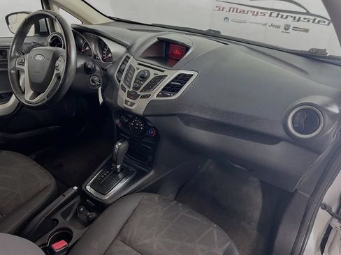 Used 2012 Ford Fiesta SES FWD image 26