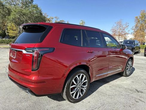 Used 2024 Cadillac XT6 Sport w/ Technology Package image 3