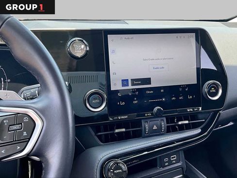Certified 2024 Lexus NX 250 FWD image 6