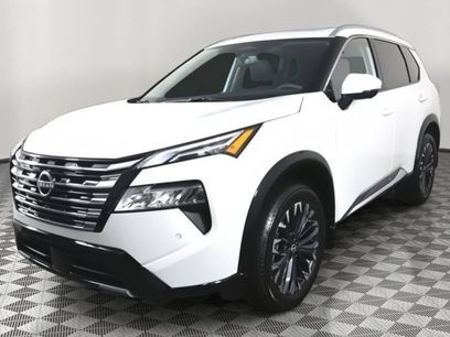 New 2026 Nissan Rogue Platinum w/ Tech Package