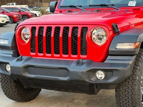 Used 2024 Jeep Wrangler Sport image 10