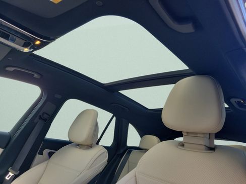 Certified 2026 Mercedes-Benz GLC 300 4MATIC image 25