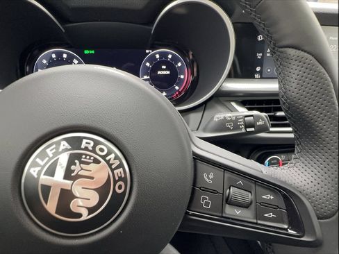 New 2026 Alfa Romeo Stelvio Sprint AWD/4WD image 39