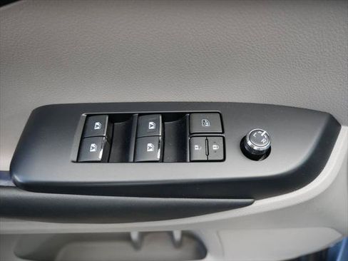 Certified 2018 Toyota Highlander Limited Platinum AWD/4WD image 16