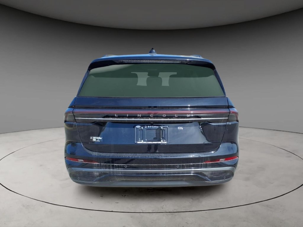 New 2026 Lincoln Nautilus Reserve w/ Jet Appearance Package AWD/4WD image 7