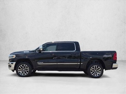 Used 2025 RAM 1500 Limited w/ Off Road Group AWD/4WD image 9