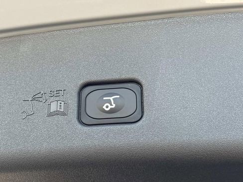 New 2026 Lincoln Nautilus Reserve w/ Jet Appearance Package image 13