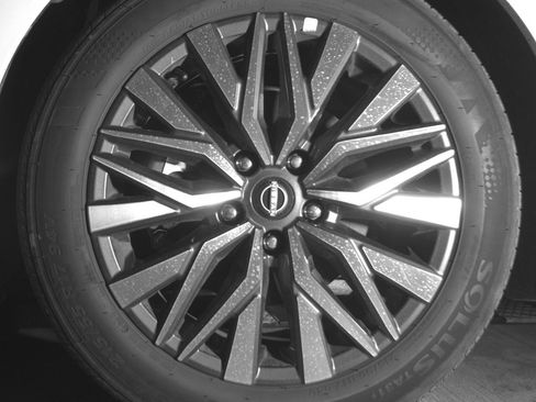 Used 2025 Nissan Altima 2.5 SV image 12