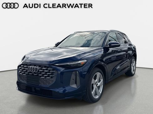 New 2025 Audi Q5 Premium Plus image 2