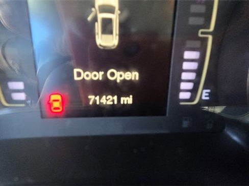 Used 2017 Jeep Cherokee Latitude image 12