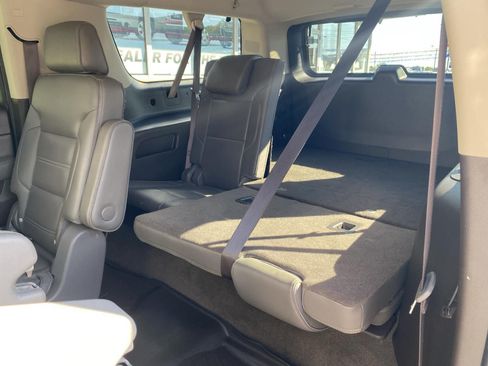 Used 2017 GMC Yukon XL Denali w/ Open Road Package AWD/4WD image 30