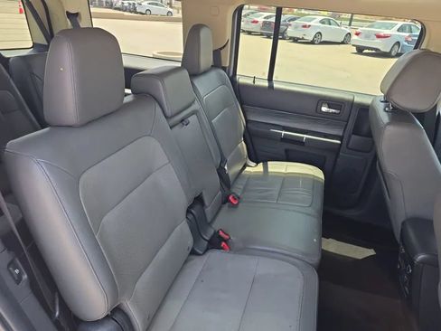 Used 2017 Ford Flex SEL w/ Equipment Group 202A FWD image 18