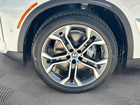 New 2026 BMW X5 xDrive40i w/ Premium Package AWD/4WD image 26