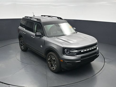 Used 2022 Ford Bronco Sport Outer Banks w/ Tech Package AWD/4WD image 39