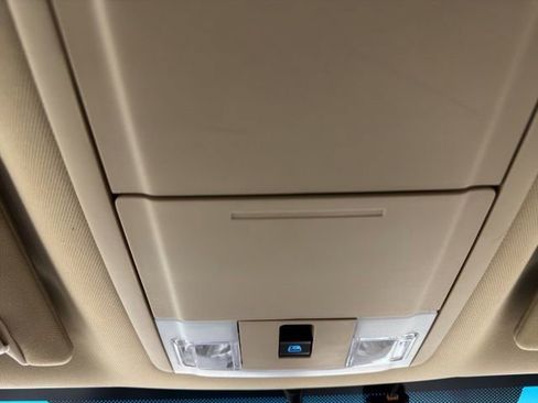 Used 2010 Ford F150 Lariat image 3