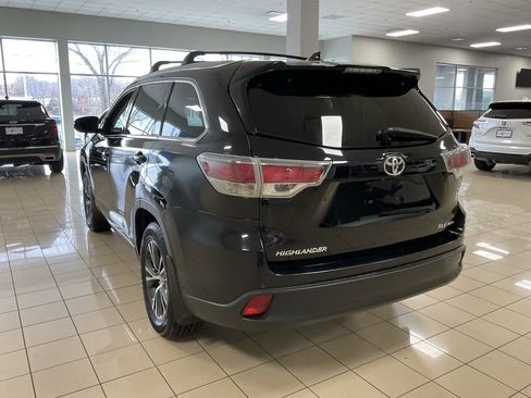 Used 2016 Toyota Highlander XLE image 5