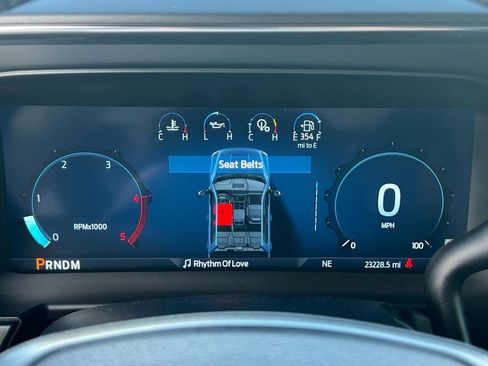 Used 2025 Ford F350 Platinum AWD/4WD image 31