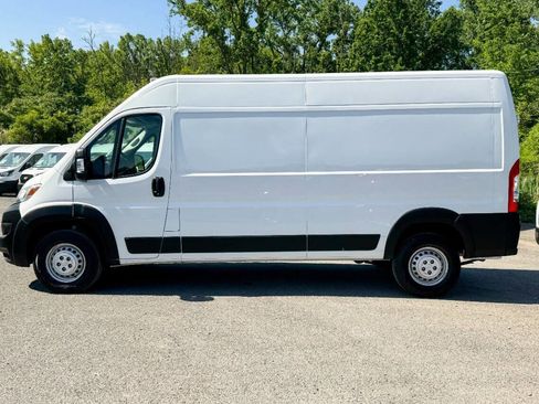 Used 2025 RAM ProMaster 2500 w/ Convenience Group FWD image 6