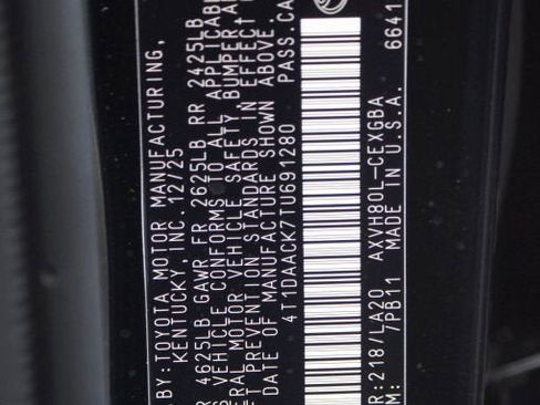 Used 2026 Toyota Camry Hybrid image 26