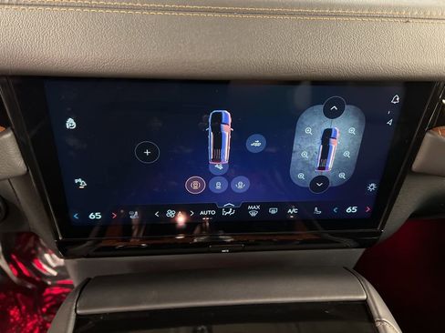 New 2026 Lincoln Navigator Black Label AWD/4WD image 12