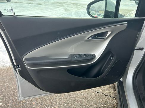 Used 2015 Chevrolet Volt image 14