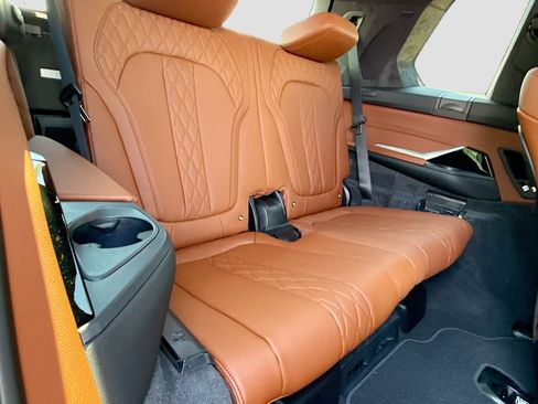New 2027 BMW X7 M60i AWD/4WD image 22