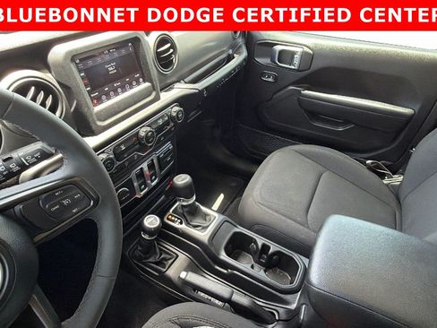 Used 2023 Jeep Wrangler Sport AWD/4WD image 25