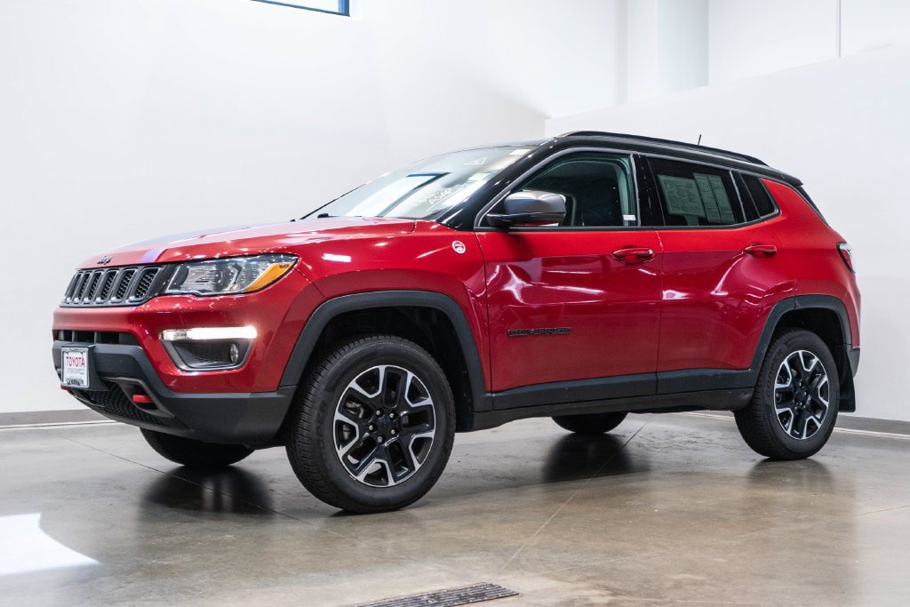Used 2021 Jeep Compass Trailhawk w/ Convenience Group AWD/4WD image 3