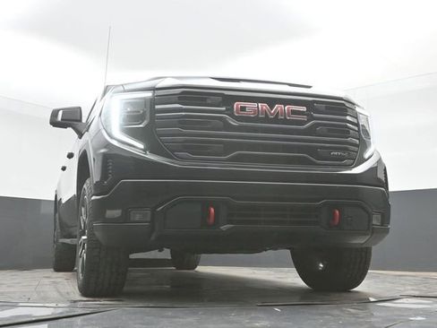 Used 2022 GMC Sierra 1500 AT4 w/ AT4 Preferred Package AWD/4WD image 45