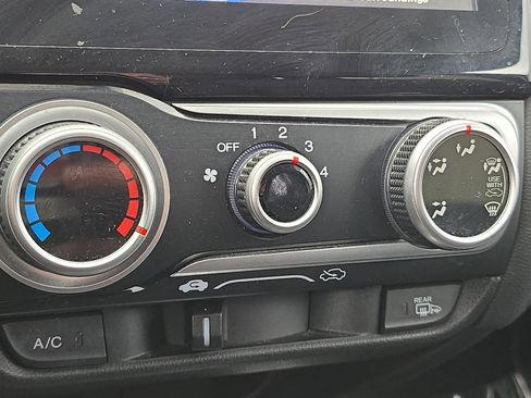 Used 2017 Honda Fit EX-L image 22