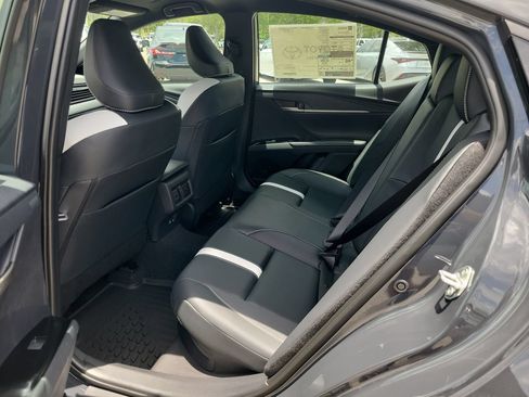 Used 2026 Toyota Camry SE FWD image 11