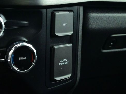 Used 2023 Ford F250 Lariat w/ Sport Appearance Package image 23