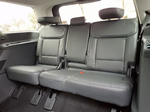 New 2026 Ford Expedition Active image 9