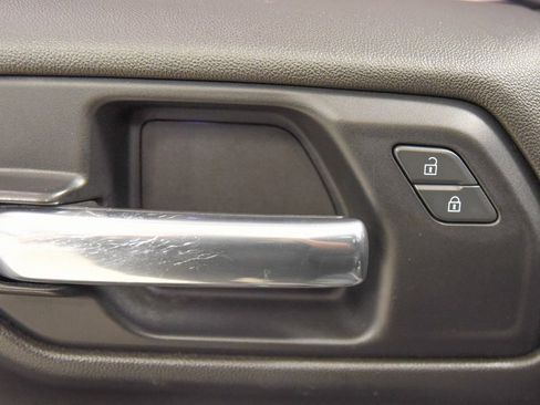 Used 2019 Chevrolet Silverado 1500 LT w/ All-Star Edition image 16