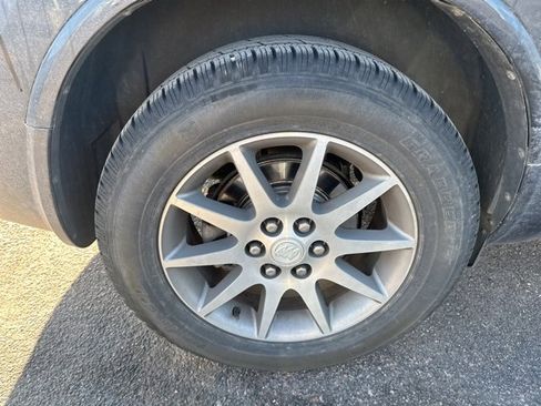 Used 2015 Buick Enclave Leather image 9