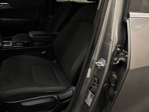 Certified 2023 Kia Sportage LX AWD/4WD image 11