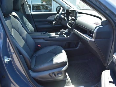 Used 2024 Toyota Grand Highlander AWD image 46