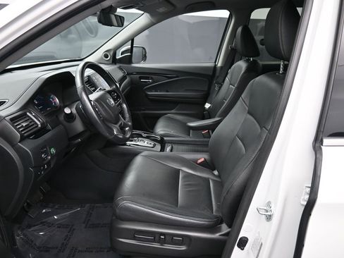 Certified 2022 Honda Pilot Touring image 19