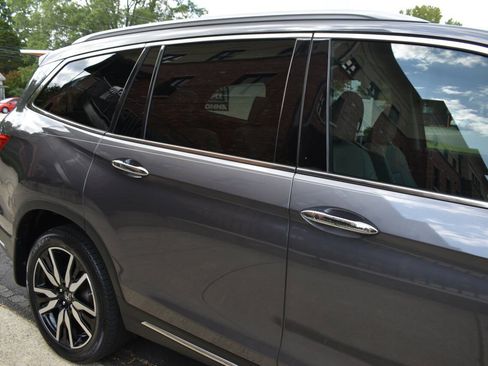 Used 2019 Honda Pilot Elite image 43
