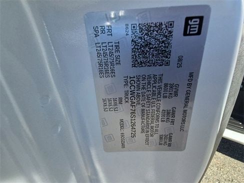 New 2025 Chevrolet Express 2500 w/ Enhanced Convenience Package image 32