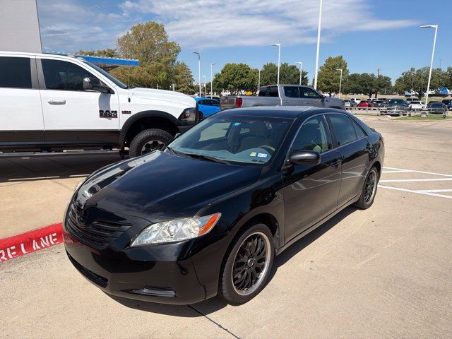 Used 2007 Toyota Camry XLE FWD image 2