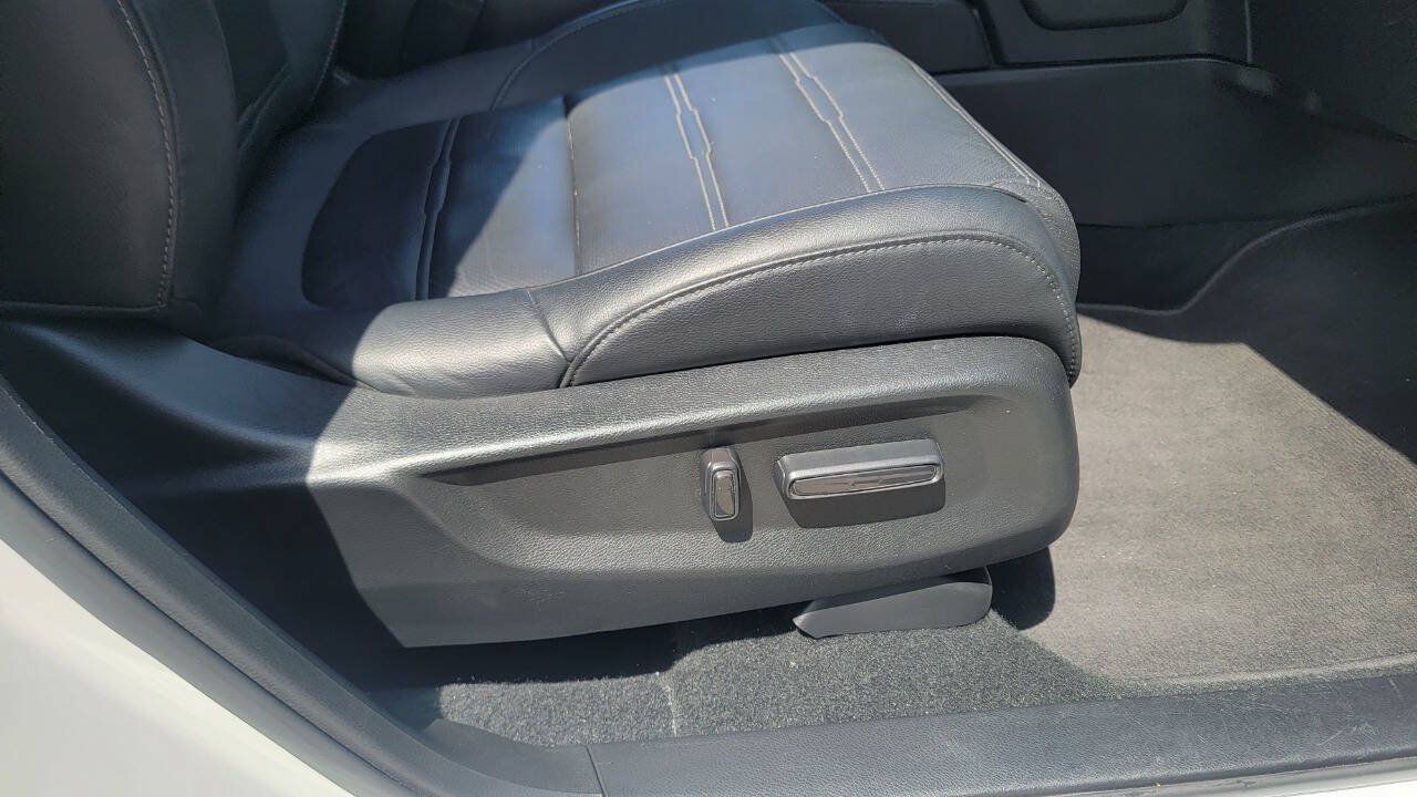 Used 2021 Honda CR-V EX-L image 17