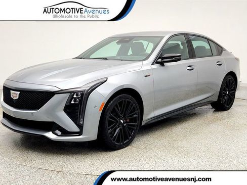 Used 2025 Cadillac CT5 V w/ LPO, ONYX Package image 1