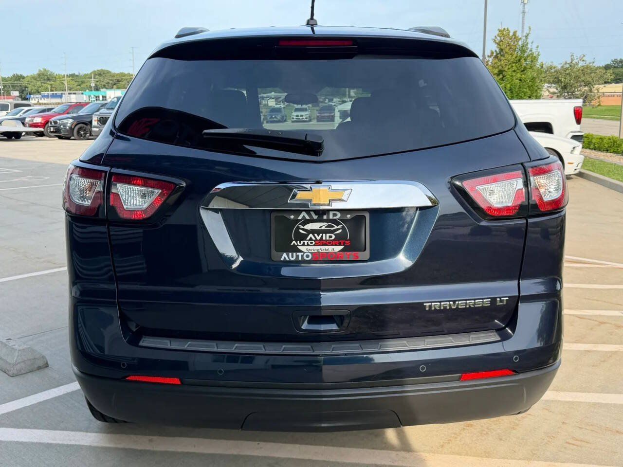 Used 2015 Chevrolet Traverse LT FWD image 5