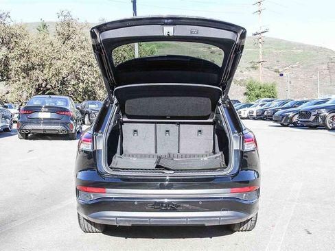 Used 2024 Audi Q4 e-tron Premium Plus image 26