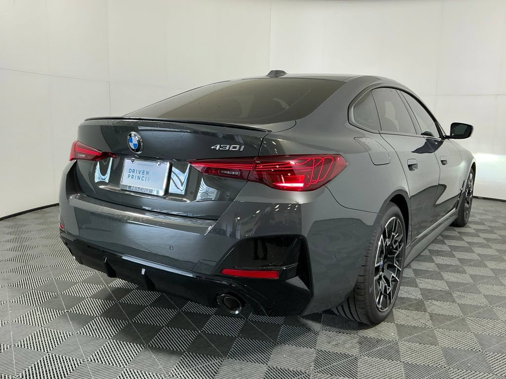 New 2026 BMW 430i w/ M Sport Package RWD image 5