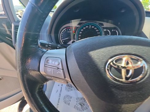 Used 2009 Toyota Venza AWD image 17