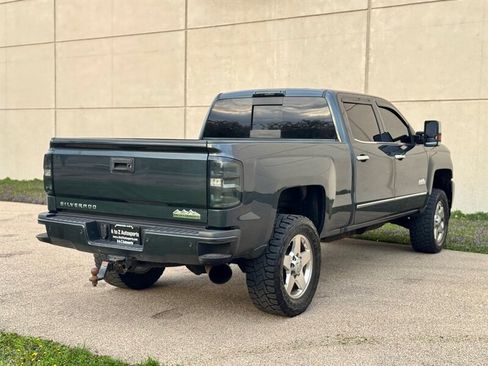 Used 2019 Chevrolet Silverado 2500 High Country w/ Duramax Plus Package AWD/4WD image 13